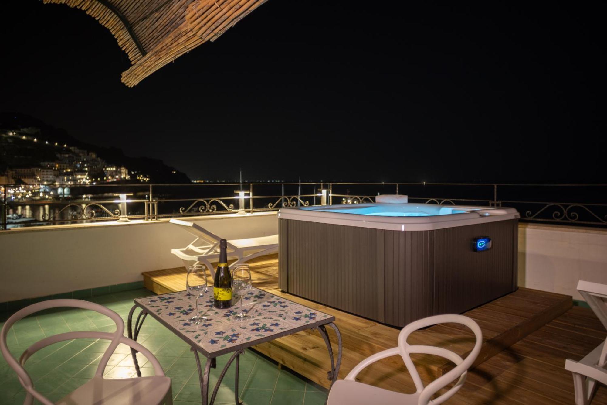 Hotel Aurora Амальфі Екстер'єр фото